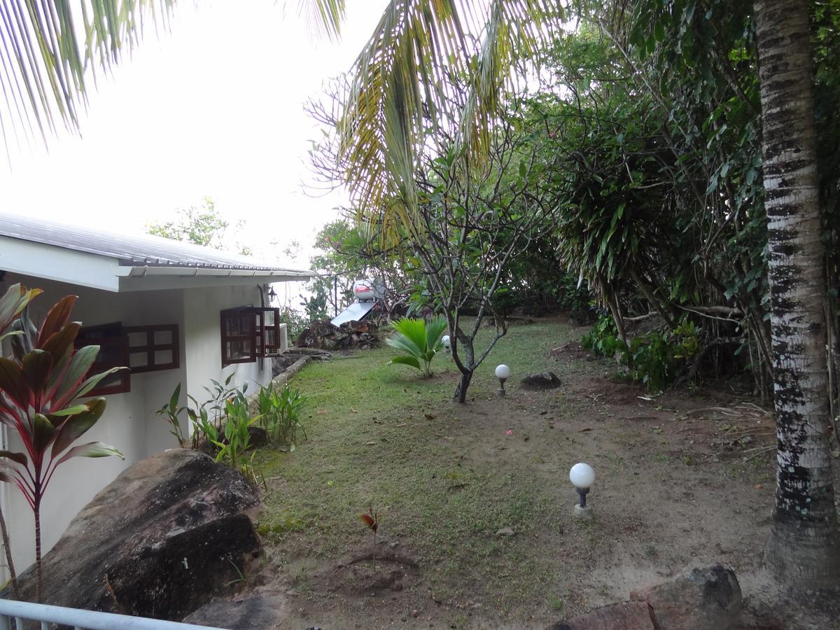 多尔度假屋 Anse Volbert Village 外观 照片