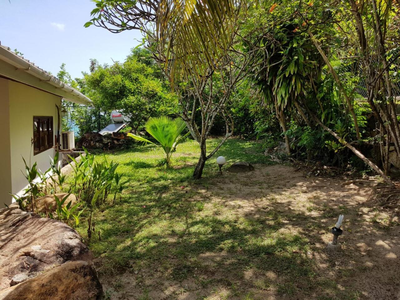 多尔度假屋 Anse Volbert Village 外观 照片