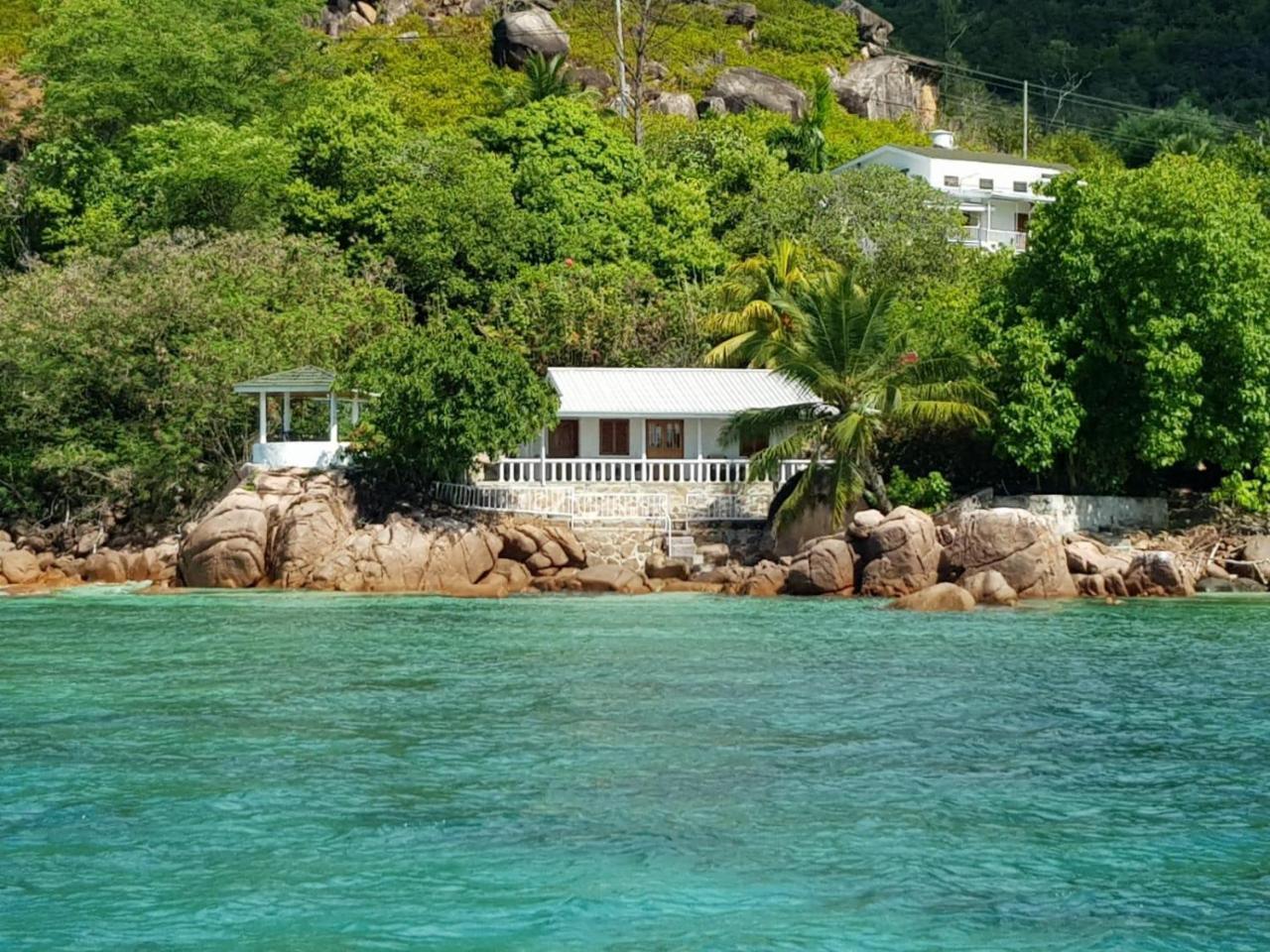 多尔度假屋 Anse Volbert Village 外观 照片